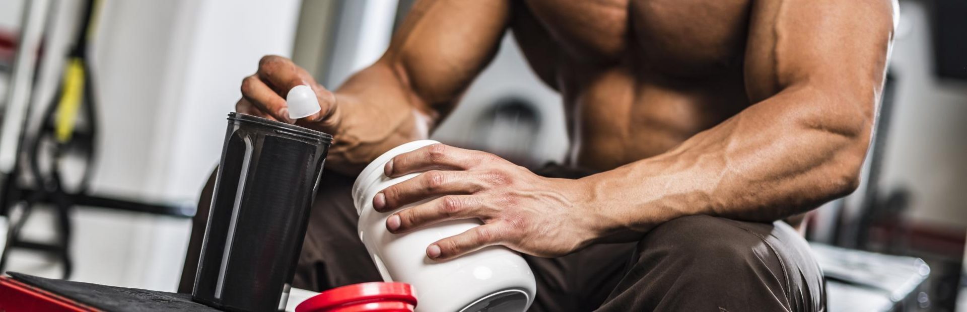 Muscle Supplements in the Gym